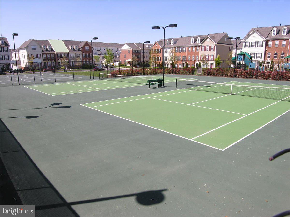 723 Main Street, Unit 723B Gaithersburg, MD 20878 - Photo 43 of 71 a view of a tennis court