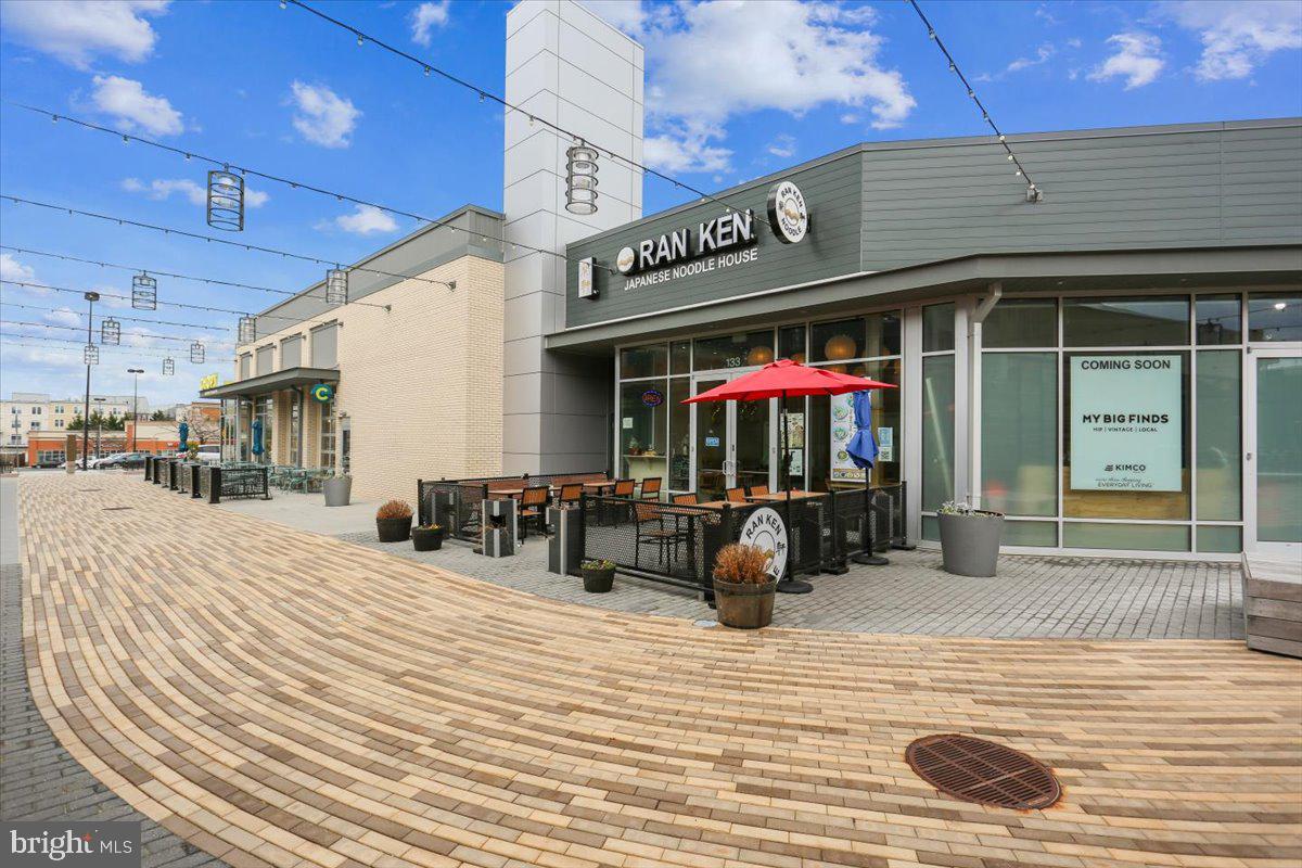 723 Main Street, Unit 723B Gaithersburg, MD 20878 - Photo 60 of 70 Retail & Restaurants in your new neighborhood!