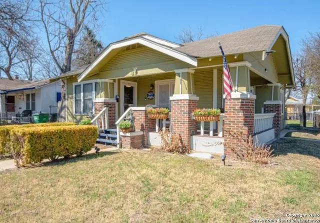 $1,900 | 123 Dilworth Street, San Antonio, TX 78203