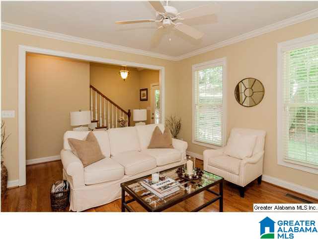 315 Redfern Street Homewood, AL 35209 - Photo 6 of 32