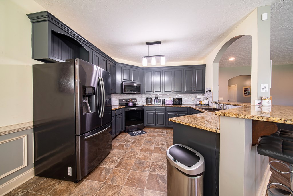 10 Talon Court Fort Mitchell, AL 36856 - Photo 11 of 50 Kitchen