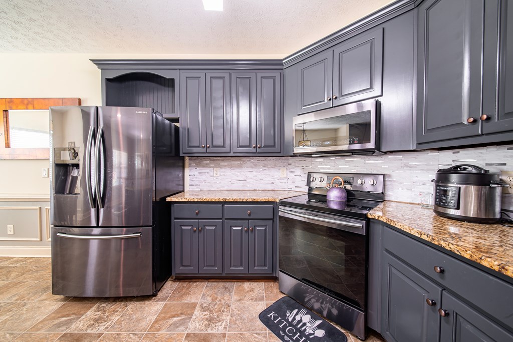 10 Talon Court Fort Mitchell, AL 36856 - Photo 13 of 50 Kitchen