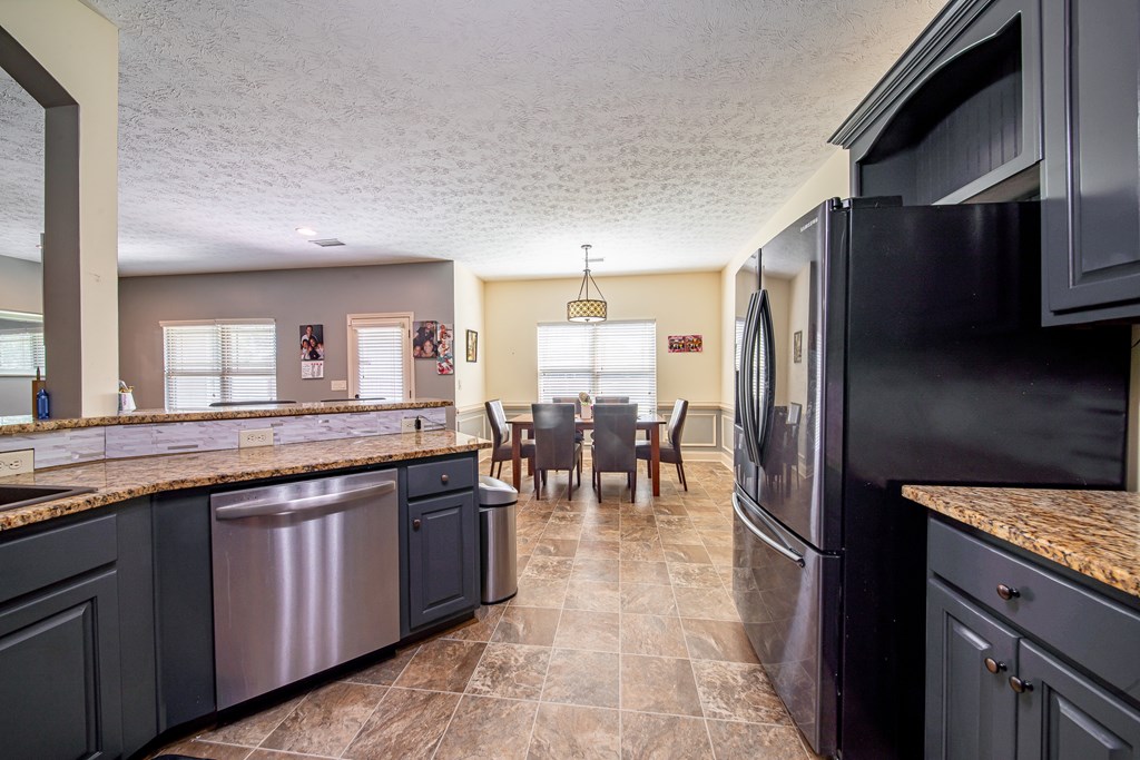 10 Talon Court Fort Mitchell, AL 36856 - Photo 15 of 50 Kitchen