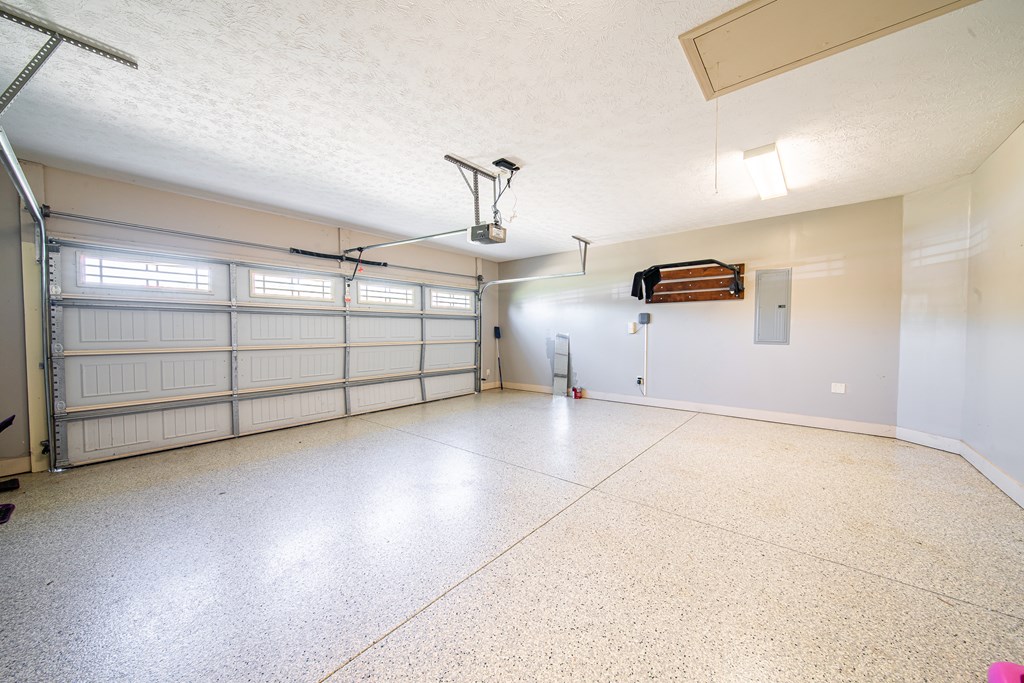 10 Talon Court Fort Mitchell, AL 36856 - Photo 39 of 50 2 Car Garage