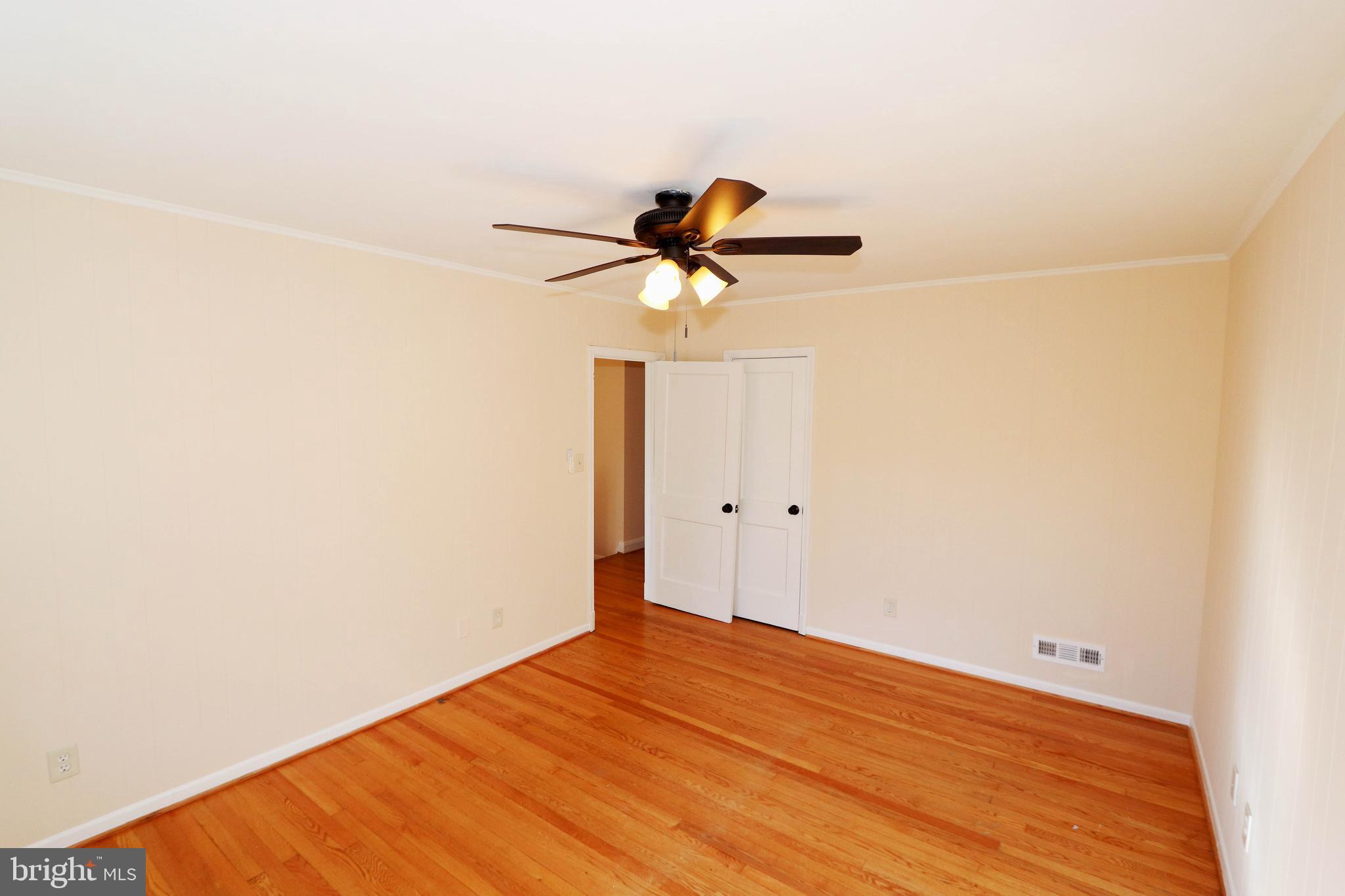 106 Brandon Road Baltimore, MD 21212 - Photo 15 of 35 Bedroom 1