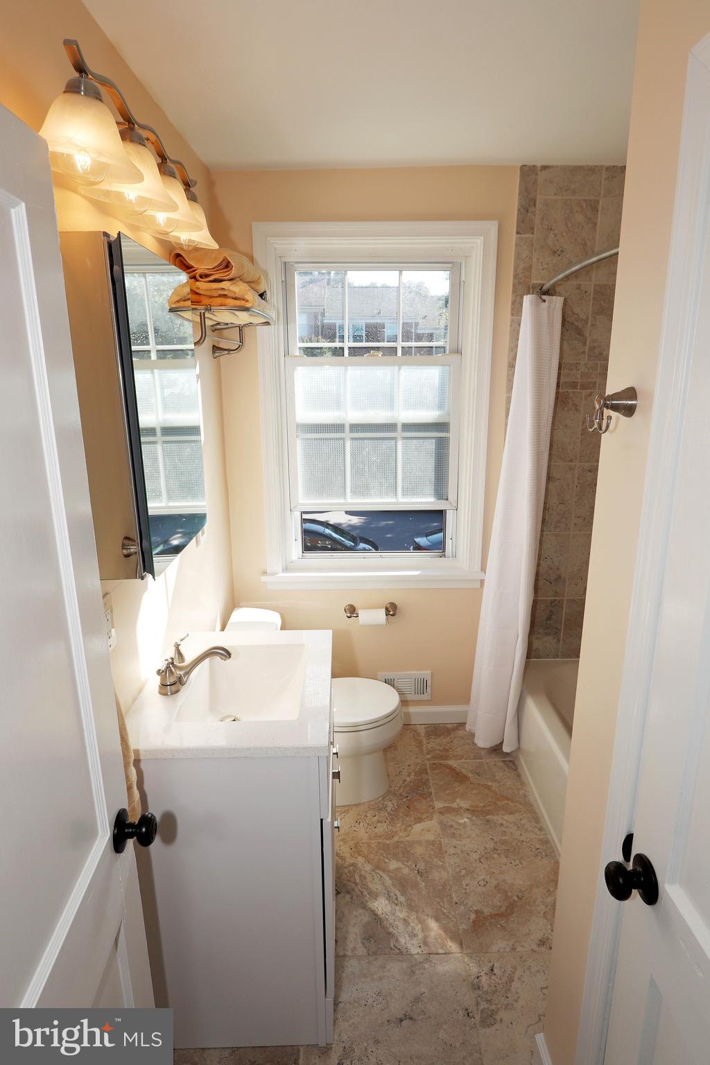 106 Brandon Road Baltimore, MD 21212 - Photo 21 of 35 Full bath