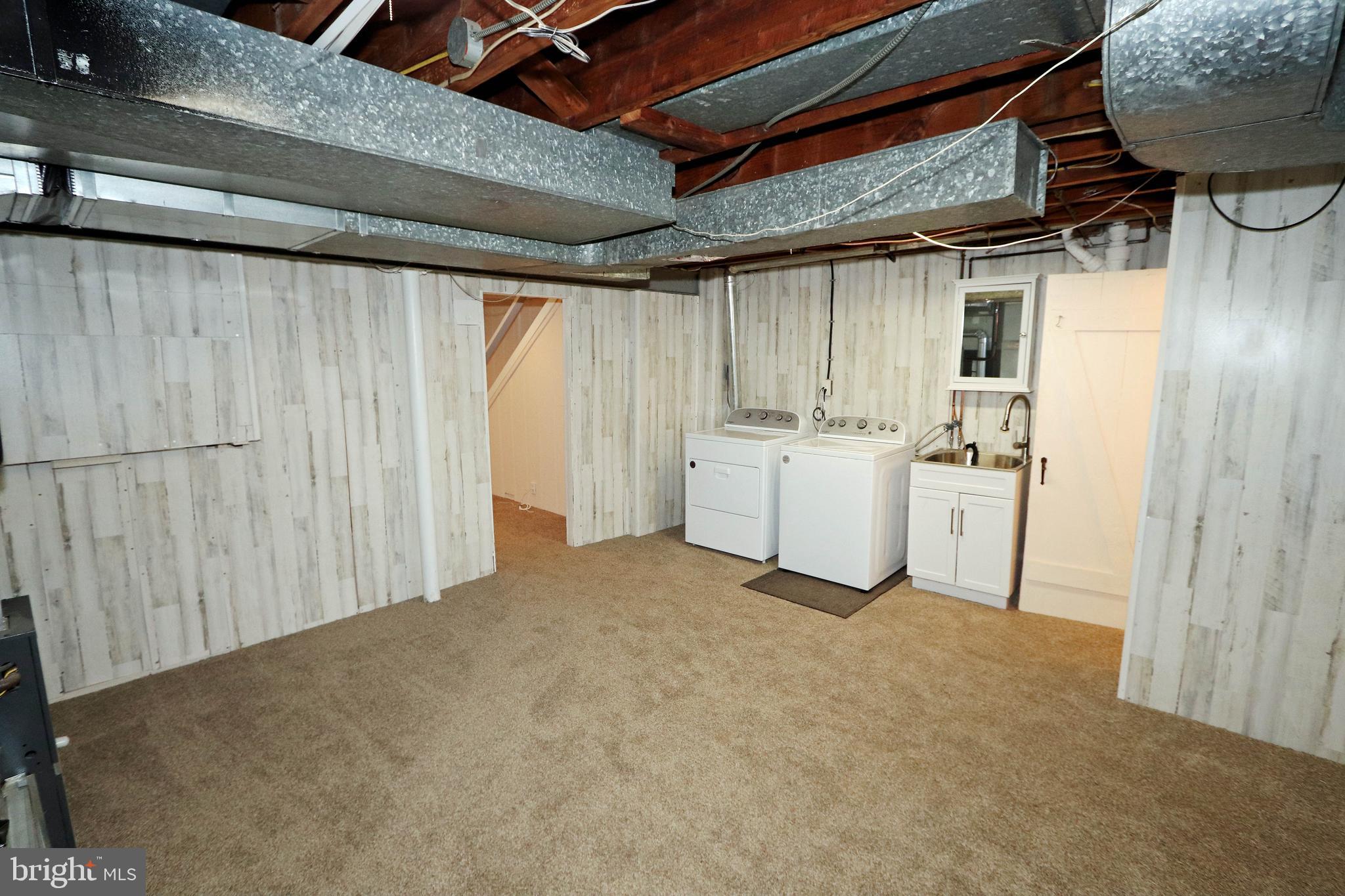 106 Brandon Road Baltimore, MD 21212 - Photo 29 of 35 Laundry