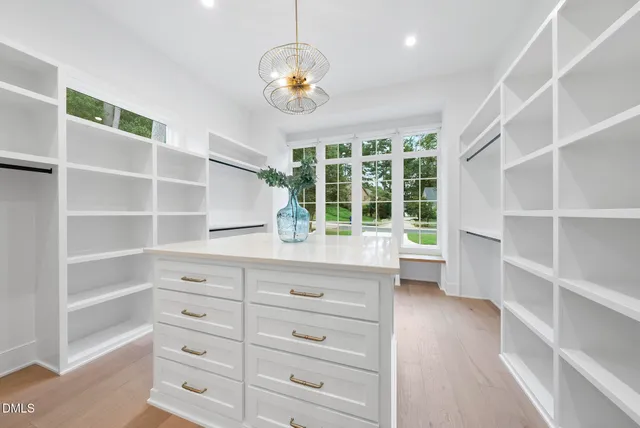 $3,995,000 | 7000 North Ridge Drive, Raleigh, NC 27615