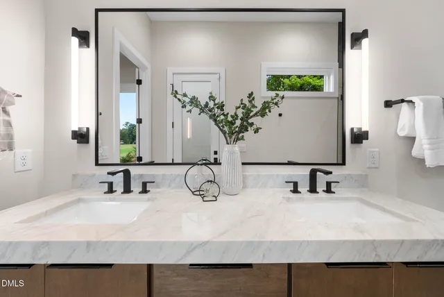 $3,995,000 | 7000 North Ridge Drive, Raleigh, NC 27615