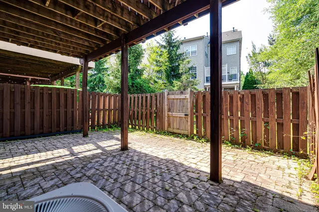 $3,700 | 12587 Birkdale Way, Fairfax, VA 22030