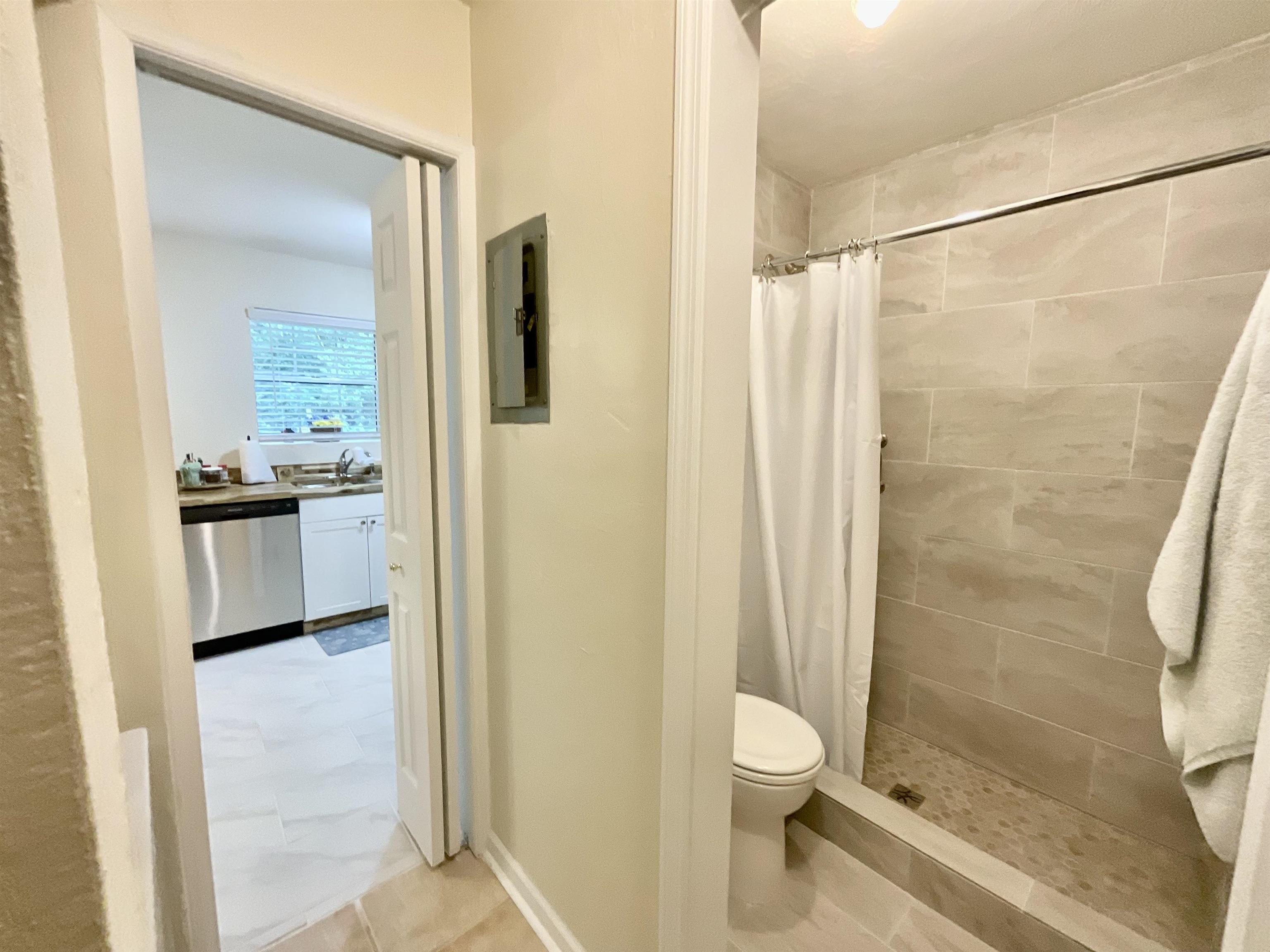 1049 Sutor Road Tallahassee, FL 32311 - Photo 11 of 20 Gallery Image 11