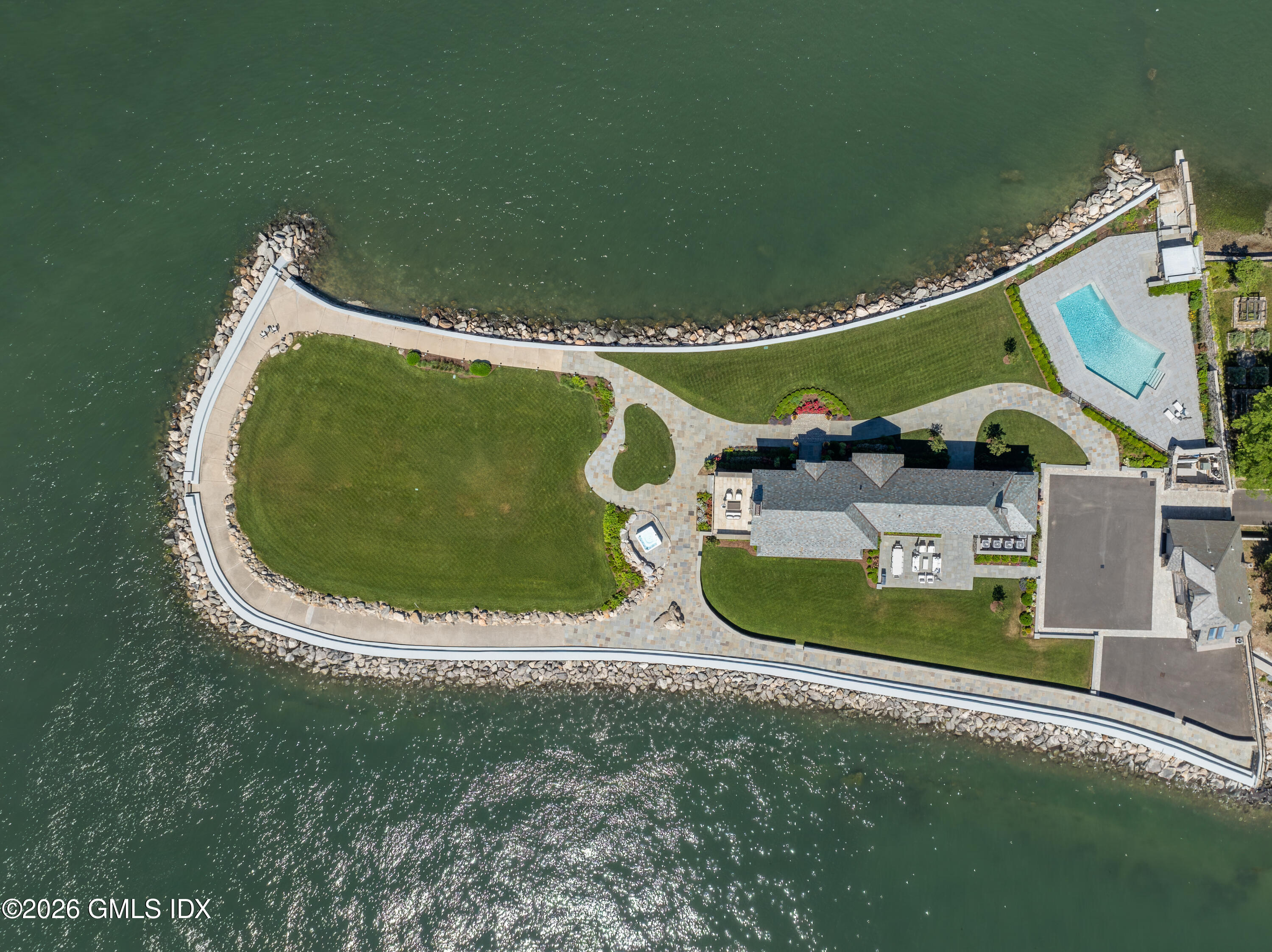 123 Saddle Rock Road Stamford, CT 06902 - Photo 44 of 48 AERIAL