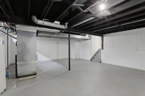 $2,395 | 41427 Larimore Lane, Canton, MI 48187