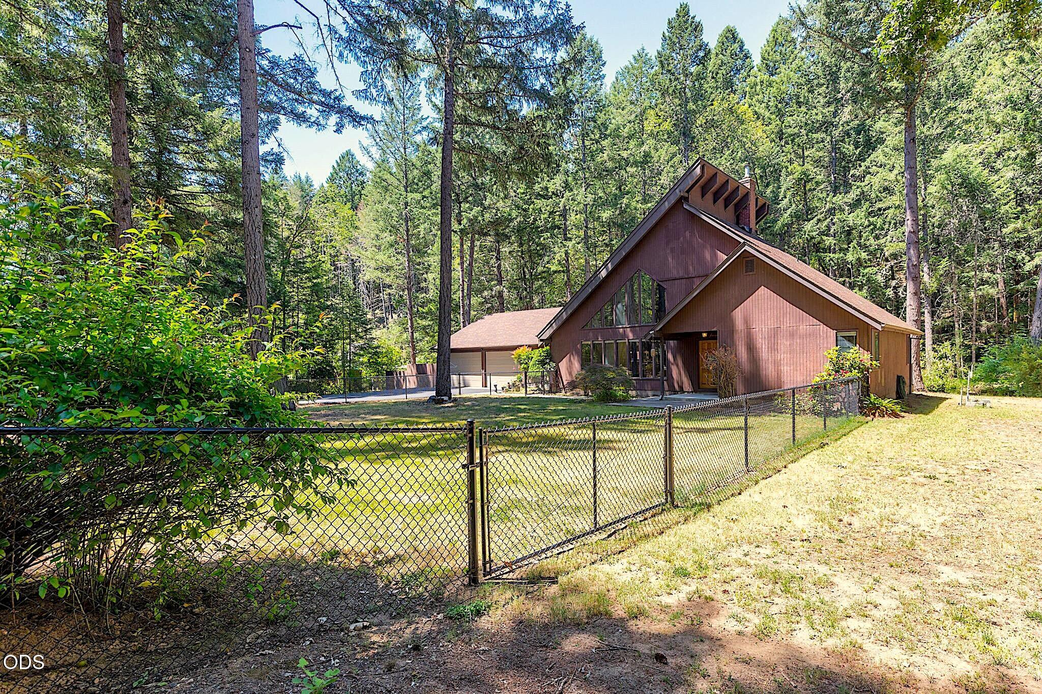 484 Round Prairie Road Wilderville, OR 97543 - Photo 6 of 77
