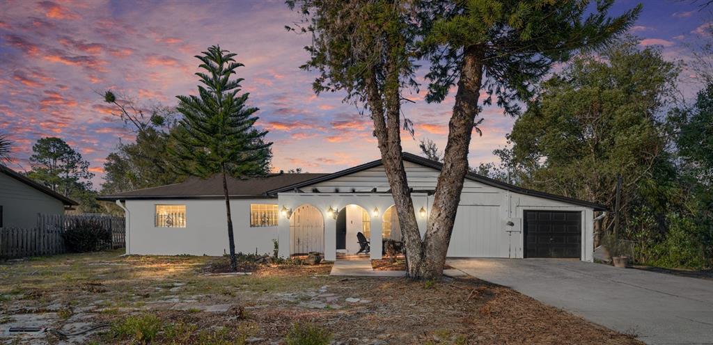 507 Bates Avenue Eustis, FL 32726 - Photo 2 of 28