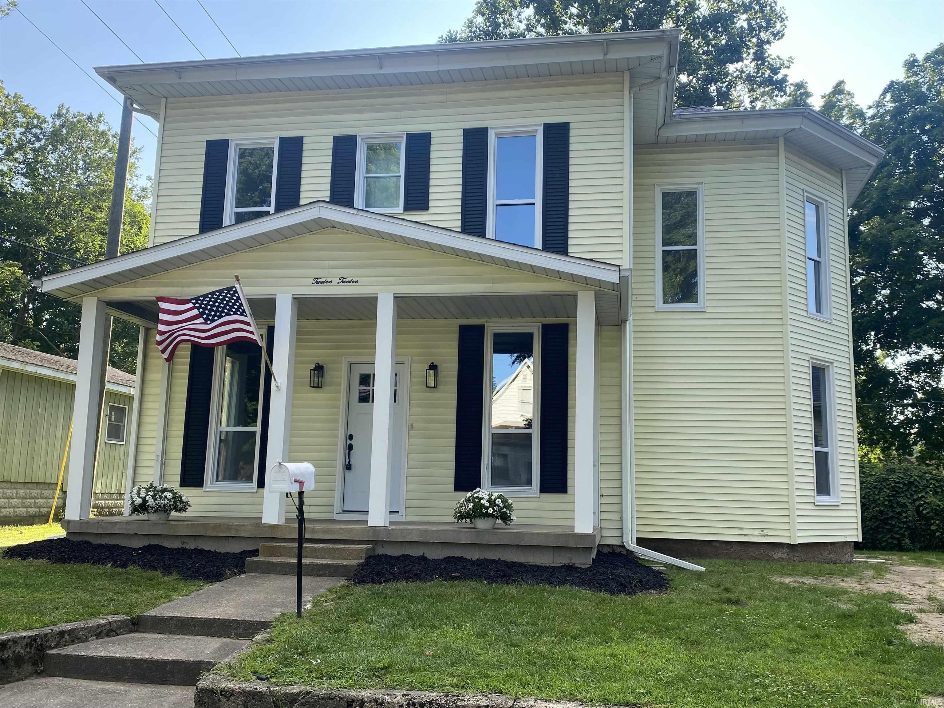 1212 Madison Street Rochester, IN 46975 - Photo 3 of 34