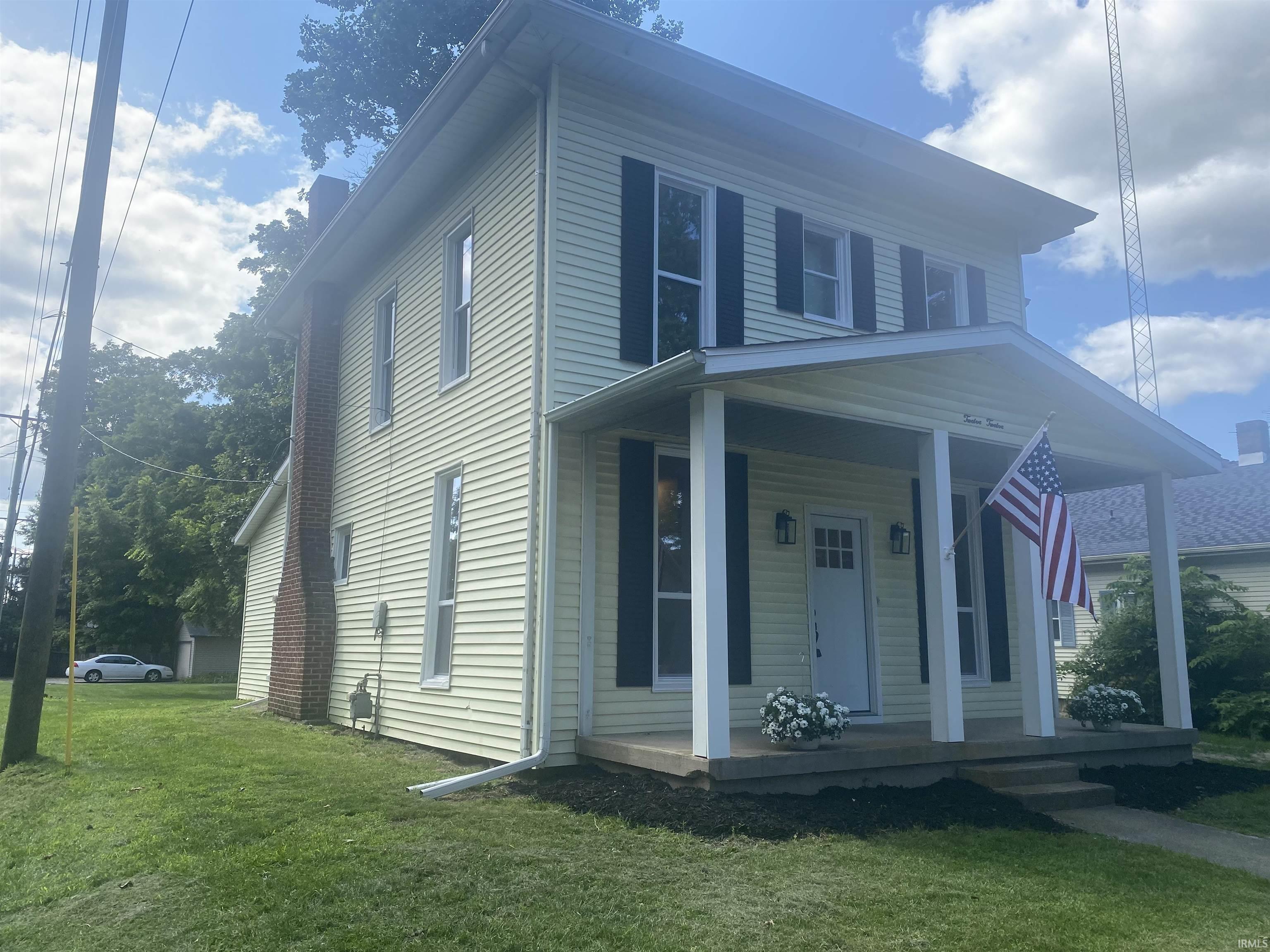 1212 Madison Street Rochester, IN 46975 - Photo 4 of 34