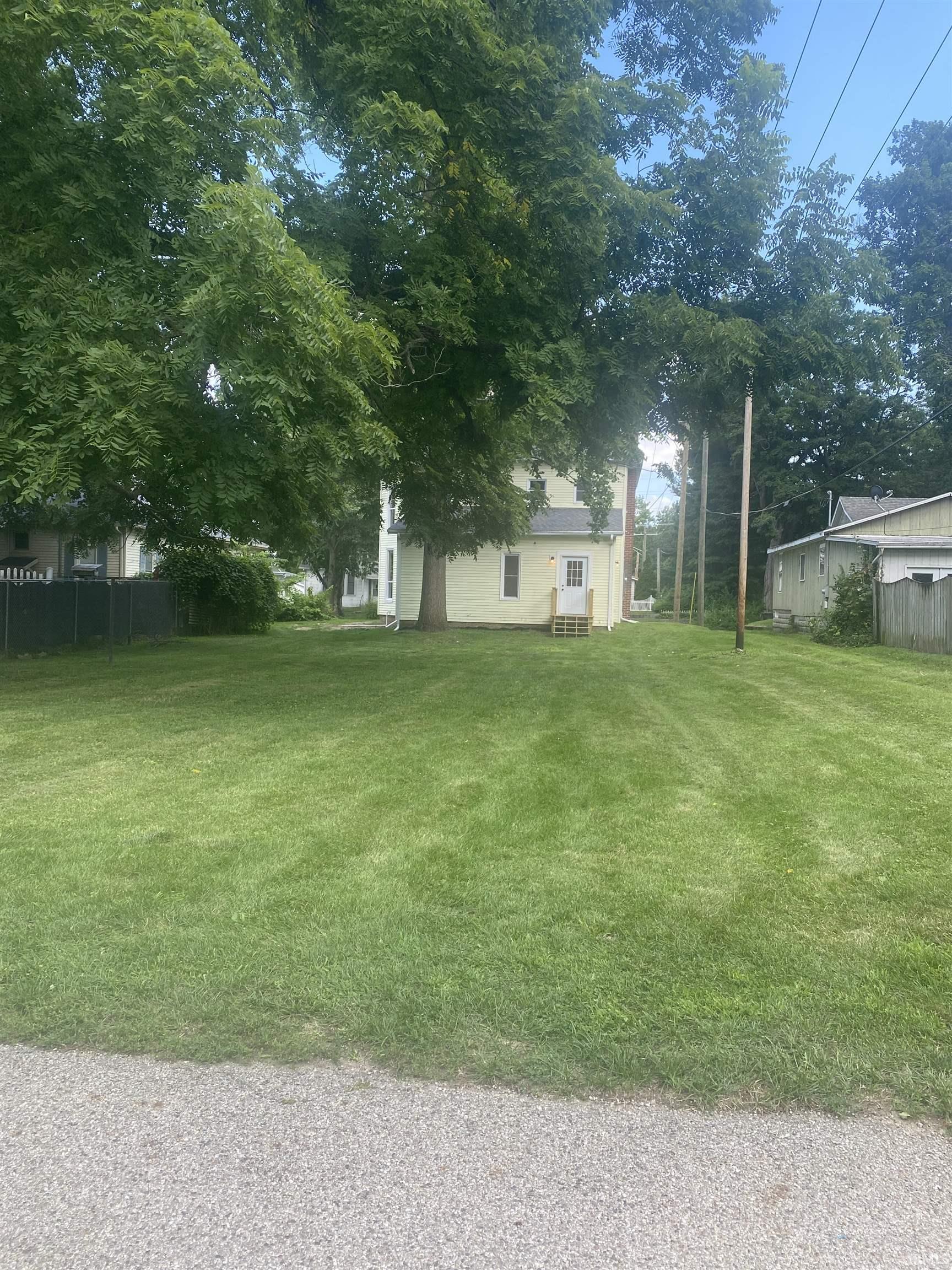 1212 Madison Street Rochester, IN 46975 - Photo 5 of 34