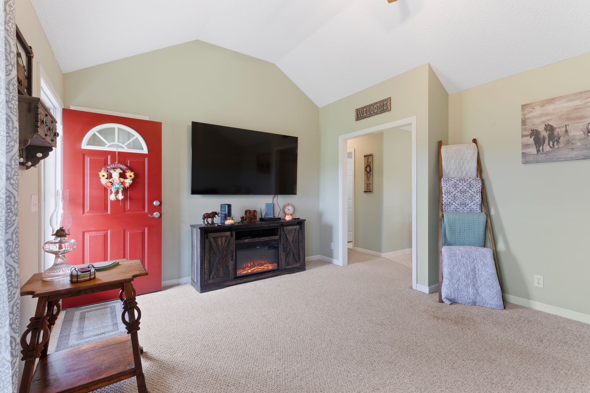 Soft carpeted floors offer comfort underfoot, making it a cozy area to relax in. 292 Cartwright Rd Shelbyville, TN 37160