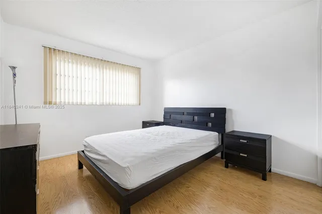 $210,000 | 5300 Washington Street, Unit Q207, Hollywood, FL 33021