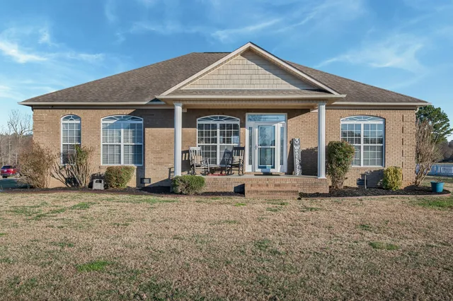 $320,000 | 3 Weatherby Drive, Fayetteville, TN 37334