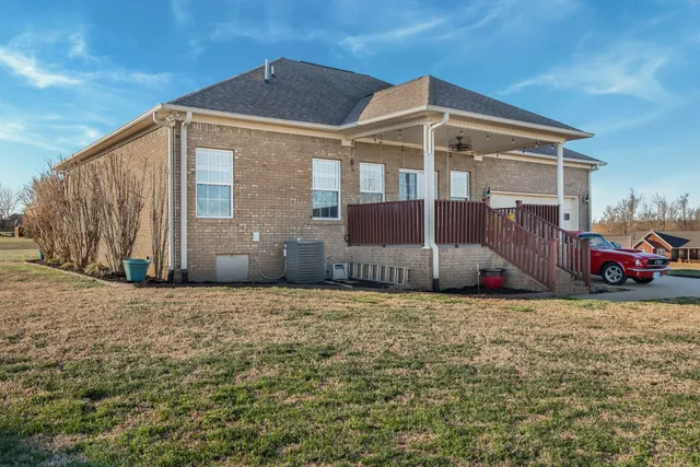 $320,000 | 3 Weatherby Drive, Fayetteville, TN 37334