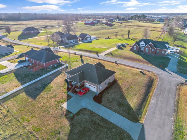 $320,000 | 3 Weatherby Drive, Fayetteville, TN 37334