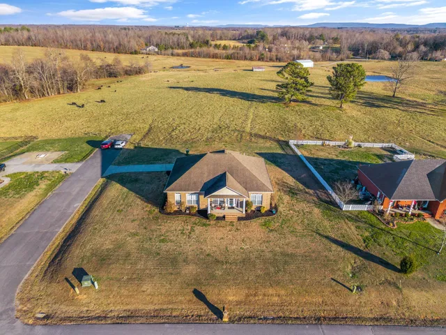 $320,000 | 3 Weatherby Drive, Fayetteville, TN 37334