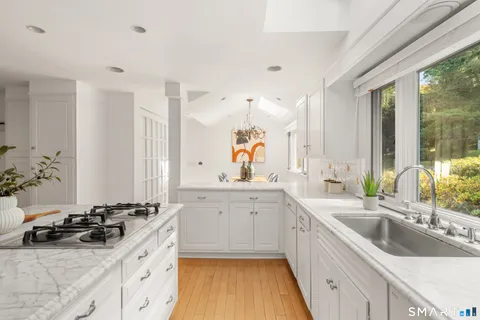 $2,100,000 | 18 River Lane, Westport, CT 06880