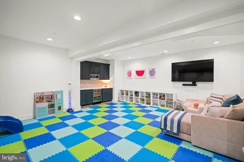 $2,289,000 | 4529 Rosedale Avenue, Bethesda, MD 20814