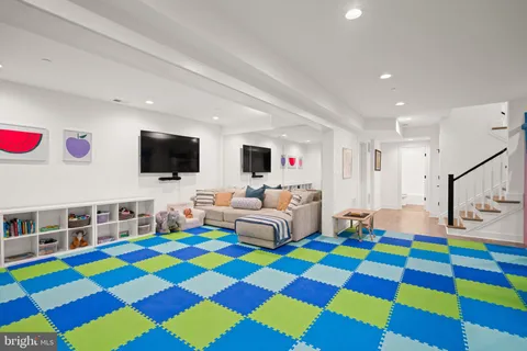 $2,289,000 | 4529 Rosedale Avenue, Bethesda, MD 20814