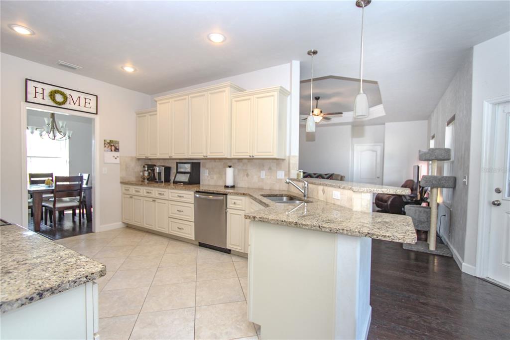 989 Northwest 231st Way Newberry, FL 32669 - Photo 9 of 34