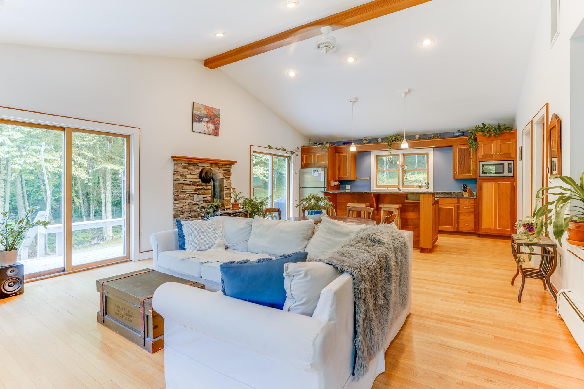 2129 Sterling Valley Road Morristown, VT 05661 - Photo 6 of 32 Gallery Image 6