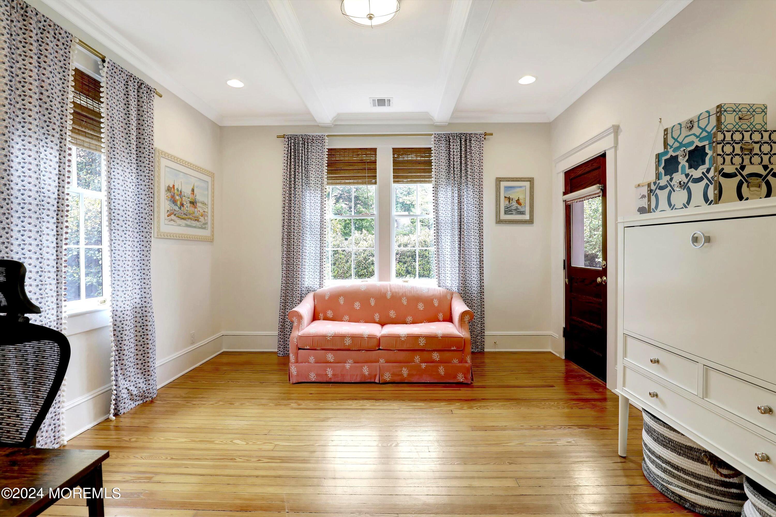 18 Hubbard Park Red Bank, NJ 07701 - Photo 19 of 54 a living room with furniture and a window