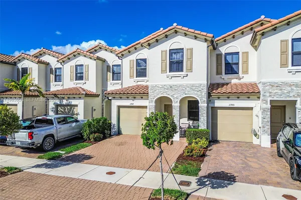 $465,000 | 11907 Southwest 247th Terrace, Homestead, FL 33032