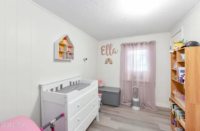 a view of utility room