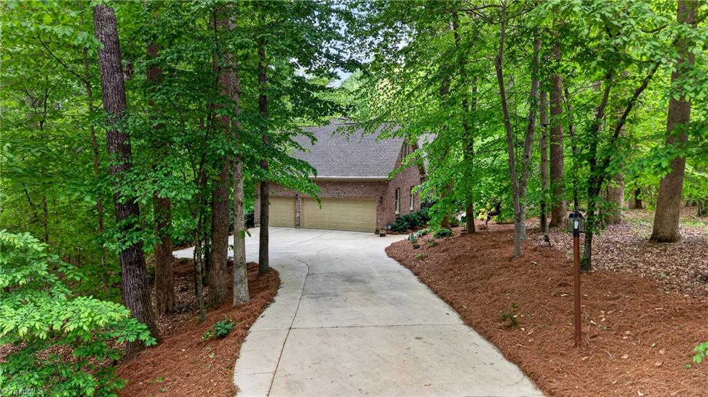 5407 Deer Trail Road Summerfield, NC 27358 - Photo 4 of 50