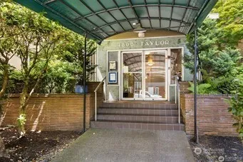 $1,690 | 1800 Taylor Avenue North, Unit 1, Seattle, WA 98109