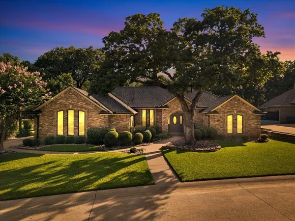 $4,000 | 610 Timber Way, Highland Village, TX 75077