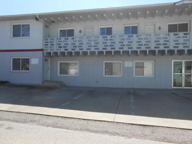 $950 | 339 South Lincoln Street, Unit B, Bloomington, IN 47401