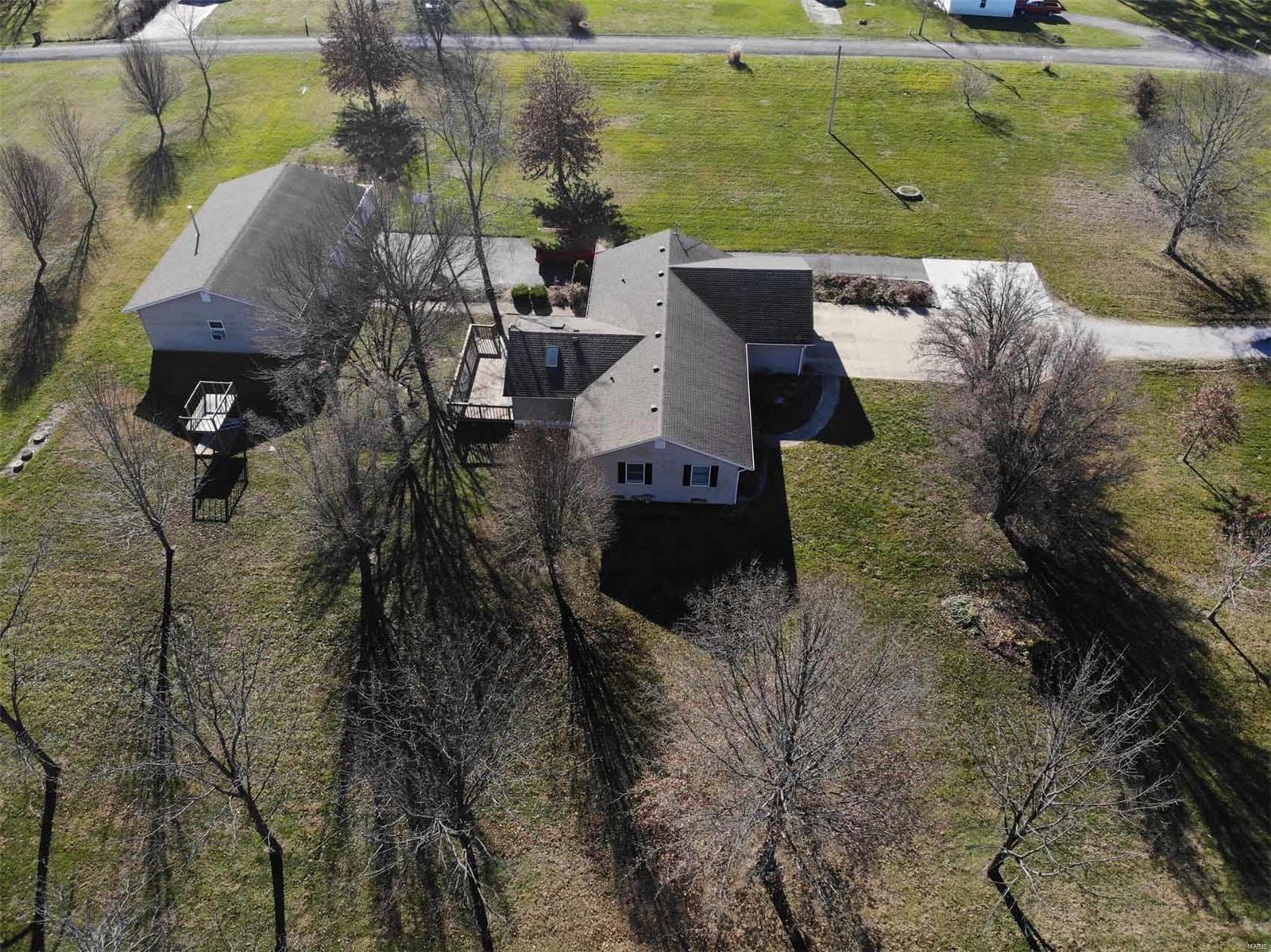 4315 Fosterburg Road Alton, IL 62002 - Photo 9 of 29