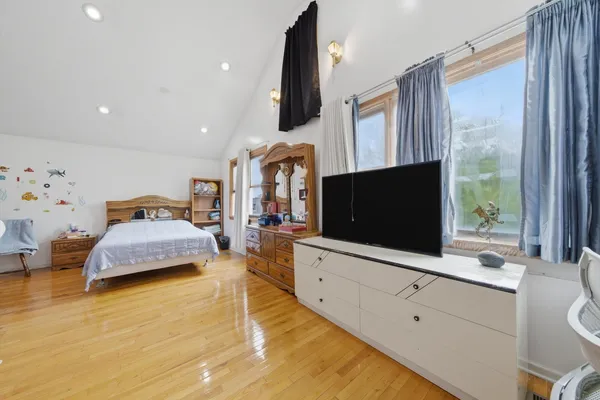 $430,000 | 2102 North Moody Avenue, Chicago, IL 60639