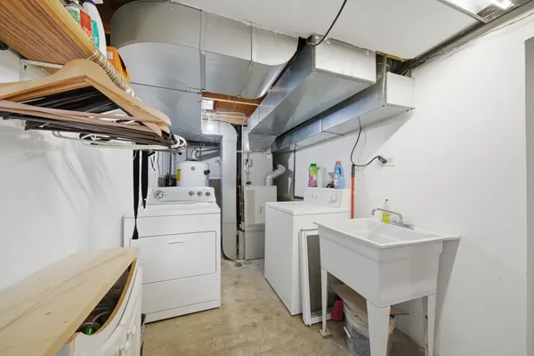 $430,000 | 2102 North Moody Avenue, Chicago, IL 60639
