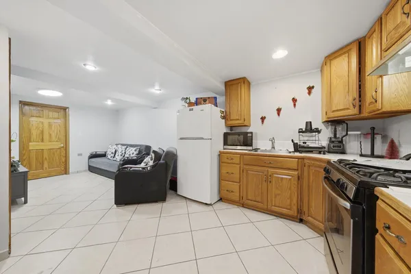 $430,000 | 2102 North Moody Avenue, Chicago, IL 60639