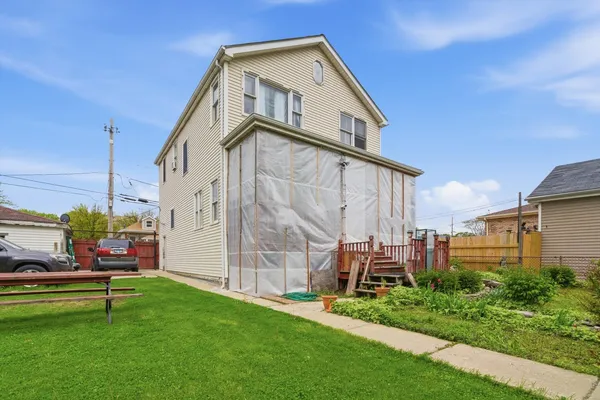 $430,000 | 2102 North Moody Avenue, Chicago, IL 60639