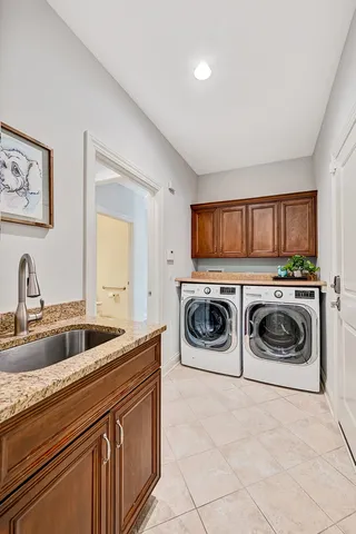 $839,000 | 3 Westmoreland Lane, Naperville, IL 60540