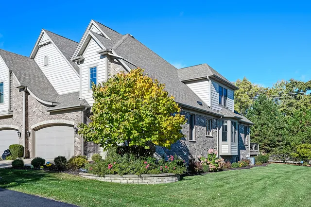 $839,000 | 3 Westmoreland Lane, Naperville, IL 60540