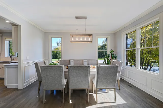 $839,000 | 3 Westmoreland Lane, Naperville, IL 60540