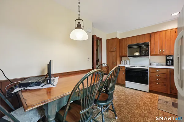 $654,900 | 2 Redbird Lane, Norwalk, CT 06854