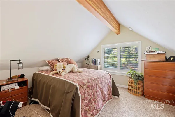 $575,000 | 70 Castle Mountain Drive, Garden Valley, ID 83622